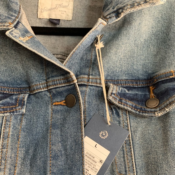 Women's Denim Jacket | Universal Thread | Large -NWT - Picture 2 of 6